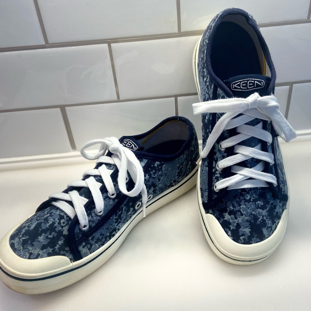 Keen Coronado Blue Camo print Canvas Sneakers Size 11